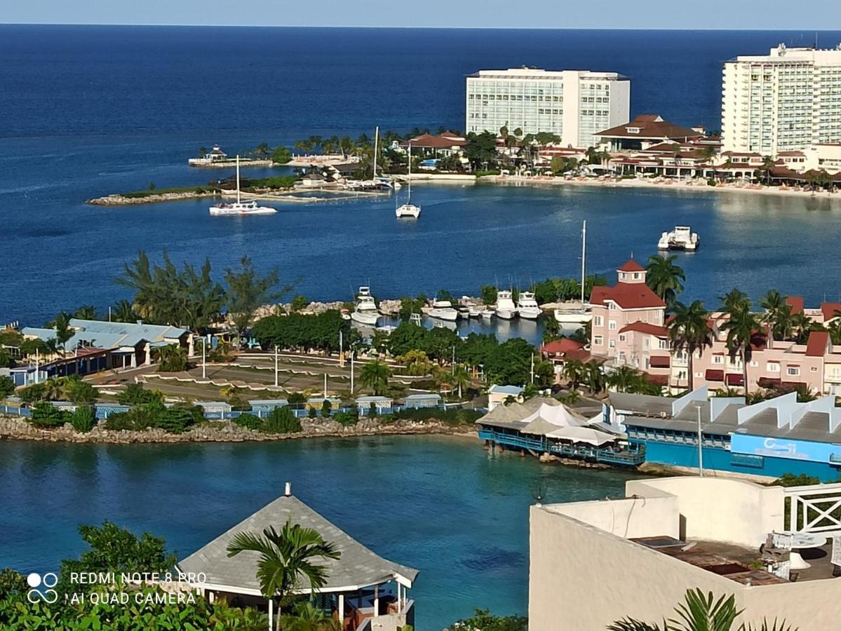 Columbus Heights Apt 26 F Ocho Rios Eksteriør bilde