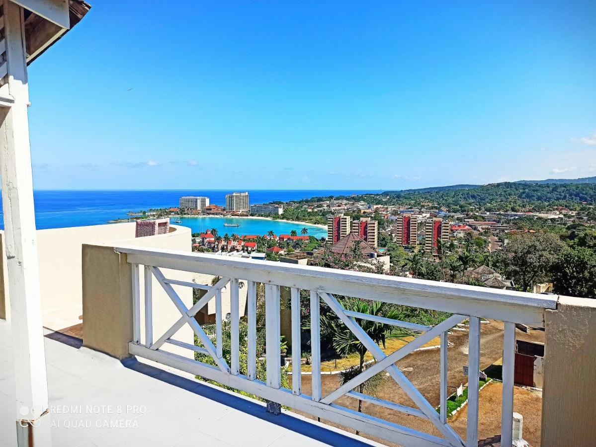 Columbus Heights Apt 26 F Ocho Rios Eksteriør bilde