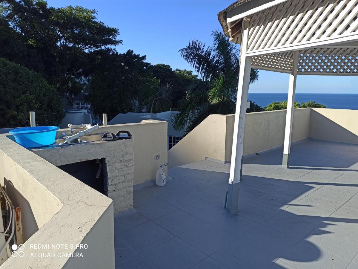 Columbus Heights Apt 26 F Ocho Rios Eksteriør bilde